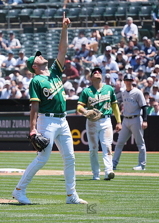MLB: New York Yankees at Oakland Athletics