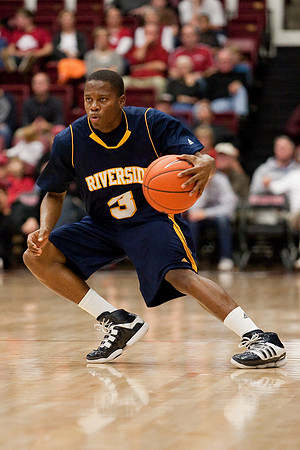 NCAA MEN'S BASKETBALL 2010 - Dec 12 - UC Riverside at Stanford