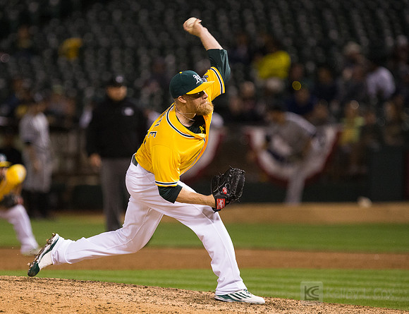 MLB: Chicago White Sox at Oakland Athletics