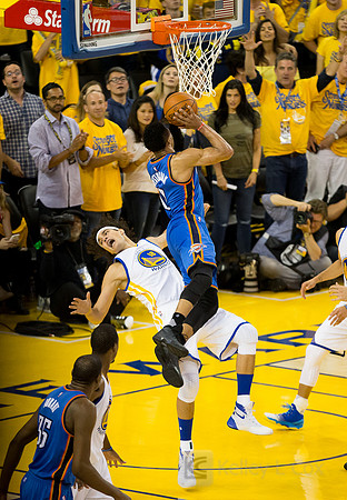 NBA: Playoffs-Oklahoma City Thunder at Golden State Warriors