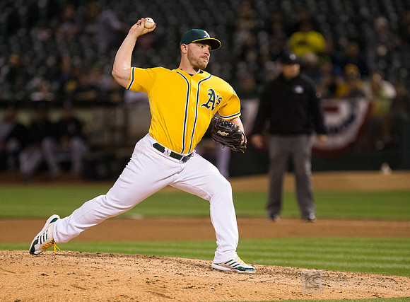 MLB: Chicago White Sox at Oakland Athletics