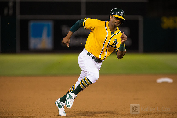 MLB: Chicago White Sox at Oakland Athletics