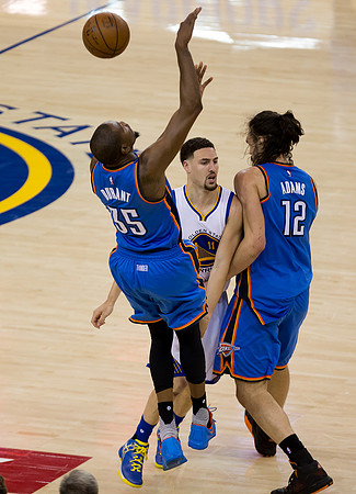 NBA: Playoffs-Oklahoma City Thunder at Golden State Warriors