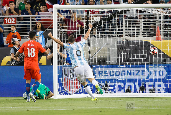 Soccer: 2016 Copa America Centenario-Argentina at Chile