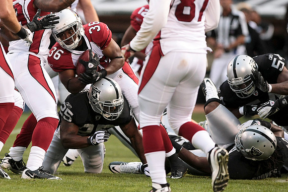 NFL: Preseason-Arizona Cardinals at Oakland Raiders