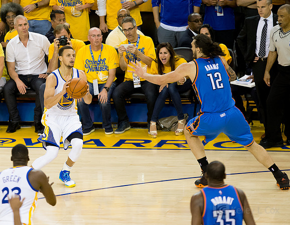 NBA: Playoffs-Oklahoma City Thunder at Golden State Warriors