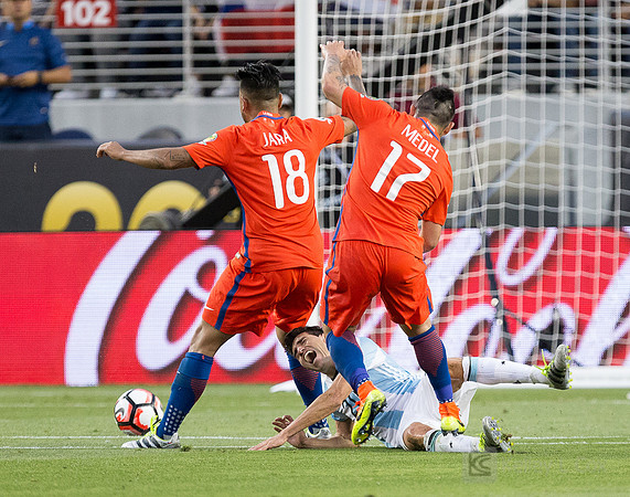 Soccer: 2016 Copa America Centenario-Argentina at Chile