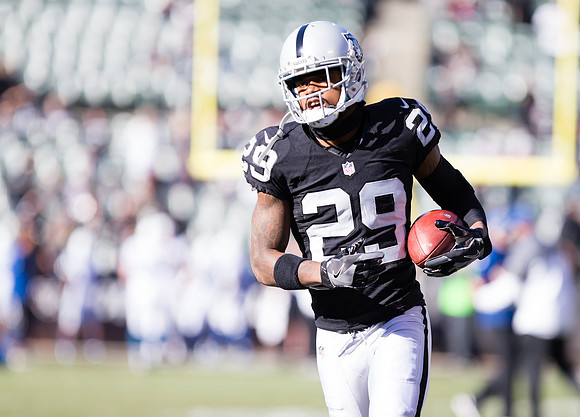 NFL: Indianapolis Colts at Oakland Raiders