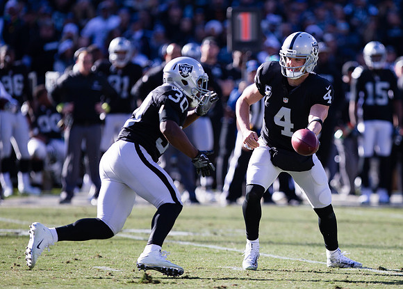 NFL: Indianapolis Colts at Oakland Raiders