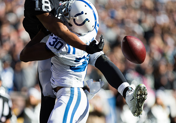 NFL: Indianapolis Colts at Oakland Raiders