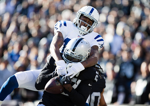 NFL: Indianapolis Colts at Oakland Raiders