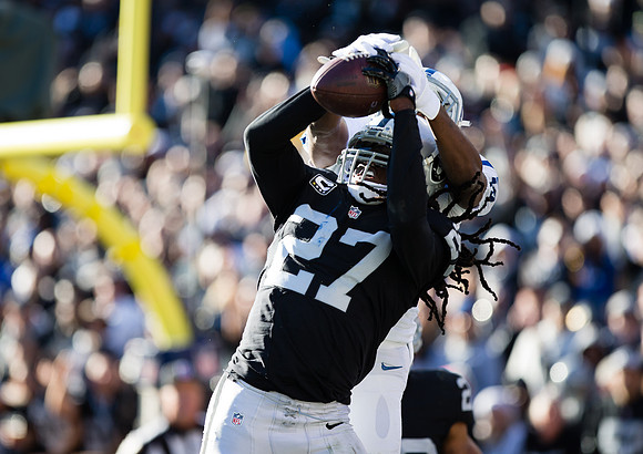 NFL: Indianapolis Colts at Oakland Raiders