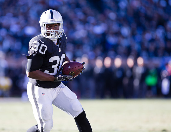 NFL: Indianapolis Colts at Oakland Raiders