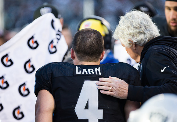 NFL: Indianapolis Colts at Oakland Raiders