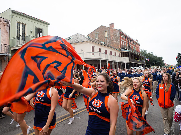 Allstate Sugar Bowl: NYE Parade