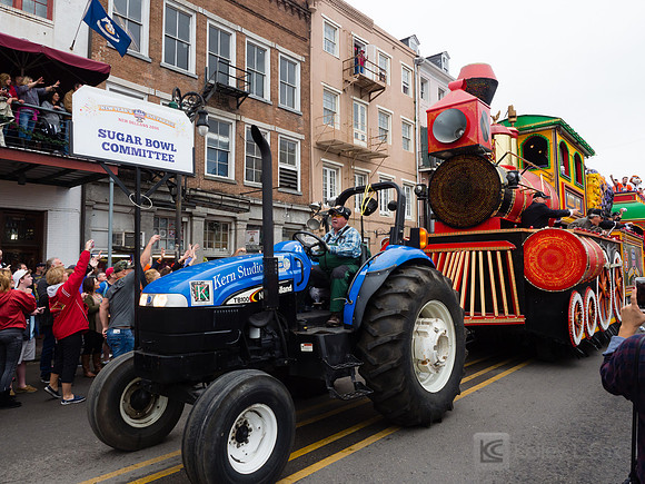 Allstate Sugar Bowl: NYE Parade
