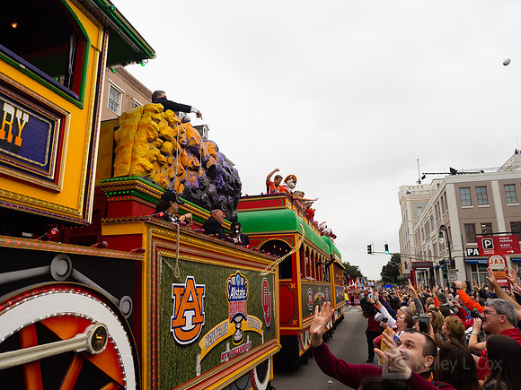Allstate Sugar Bowl: NYE Parade