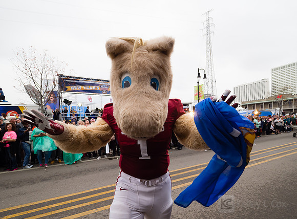 Allstate Sugar Bowl: NYE Parade