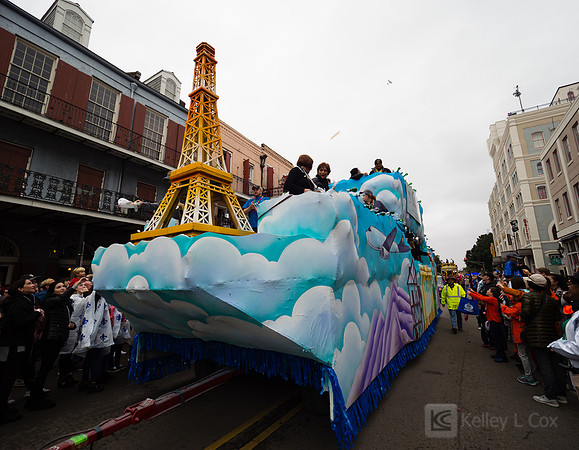 Allstate Sugar Bowl: NYE Parade