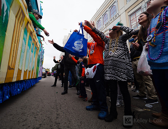 Allstate Sugar Bowl: NYE Parade