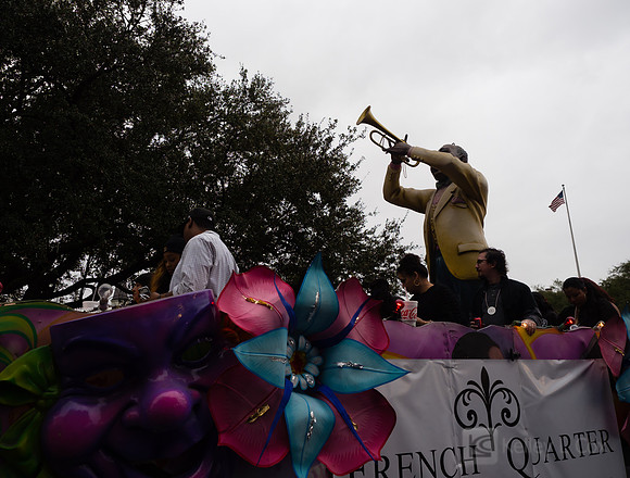 Allstate Sugar Bowl: NYE Parade