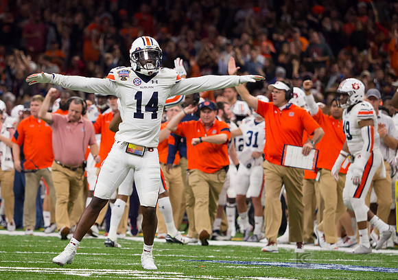Allstate Sugar Bowl: Oklahoma Sooners v Auburn Tigers