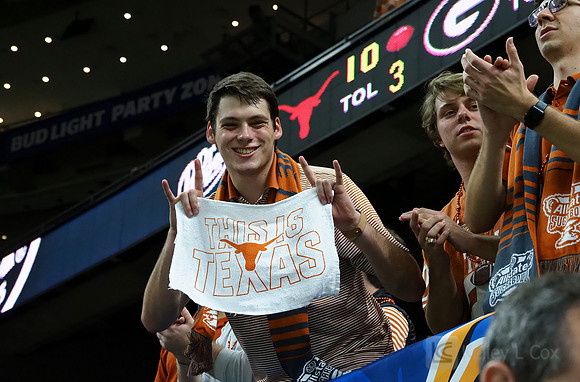 Texas Longhorns fans