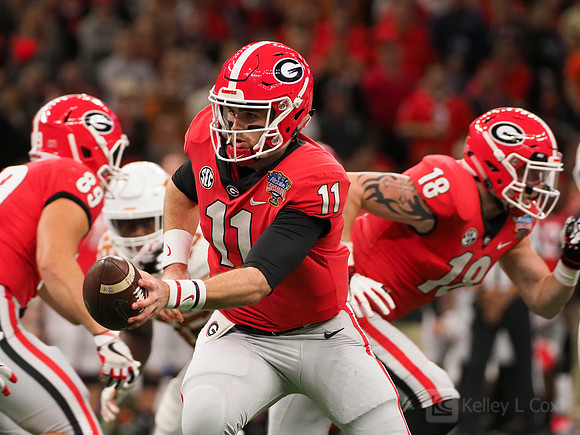 Georgia Bulldogs quarterback Jake Fromm (11)