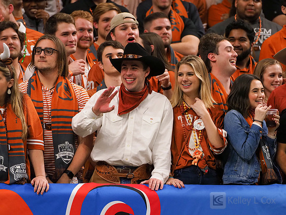Texas Longhorns fans