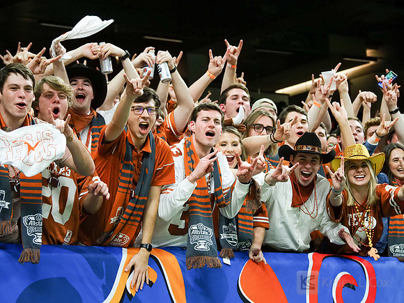 Texas Longhorns fans