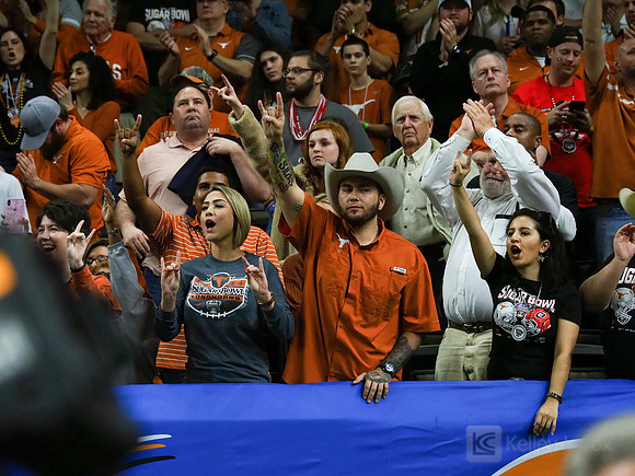 Texas Longhorns fans