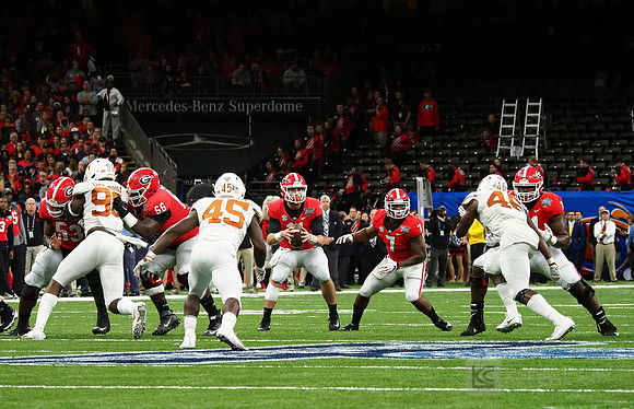 Georgia Bulldogs quarterback Jake Fromm (11)