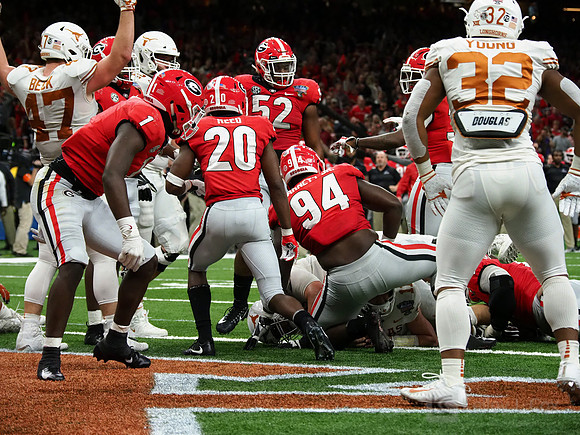 College Football - Allstate Sugar Bowl: Texas Longhorns vs Goergia Bulldogs