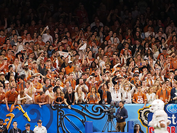 Texas Longhorns fans