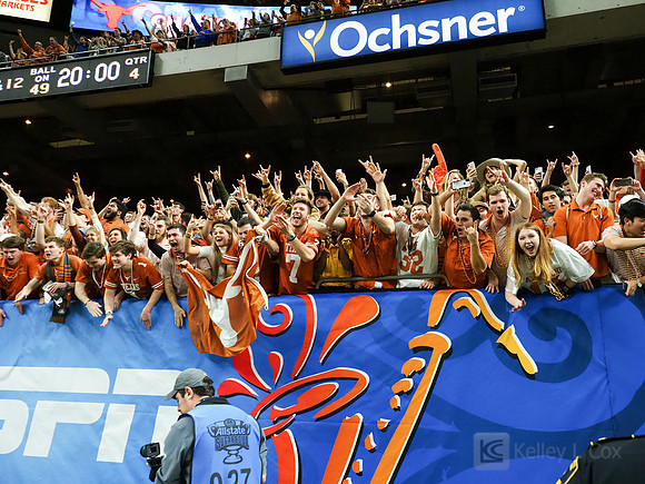 Texas Longhorns fans