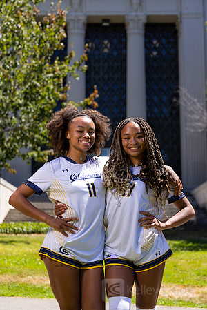 Anysa Gray, Amaya Gray