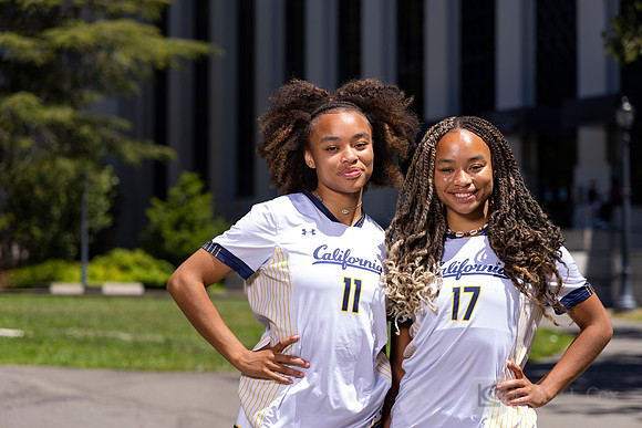 Anysa Gray, Amaya Gray