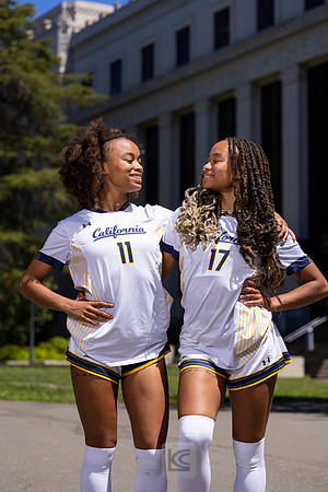 Anysa Gray, Amaya Gray