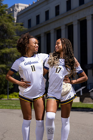 Anysa Gray, Amaya Gray