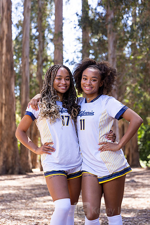 Anysa Gray, Amaya Gray