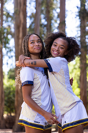 Anysa Gray, Amaya Gray