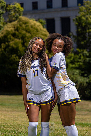 Anysa Gray, Amaya Gray
