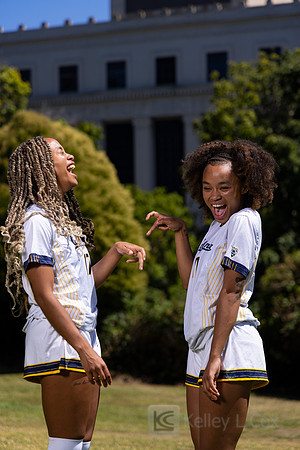 Anysa Gray, Amaya Gray