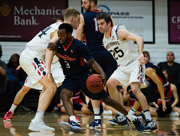 NCAA Basketball: Pepperdine at St. Mary's