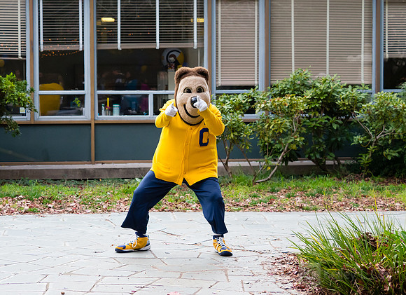 CAA: Hoops Party - Young Alumni