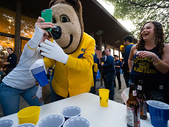 CAA: Hoops Party - Young Alumni
