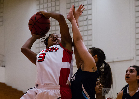 CSUEB WBB