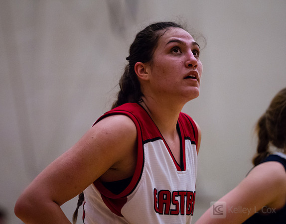 CSUEB WBB