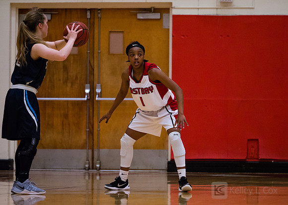 CSUEB WBB