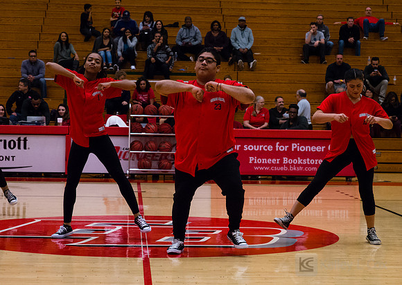 CSUEB WBB
